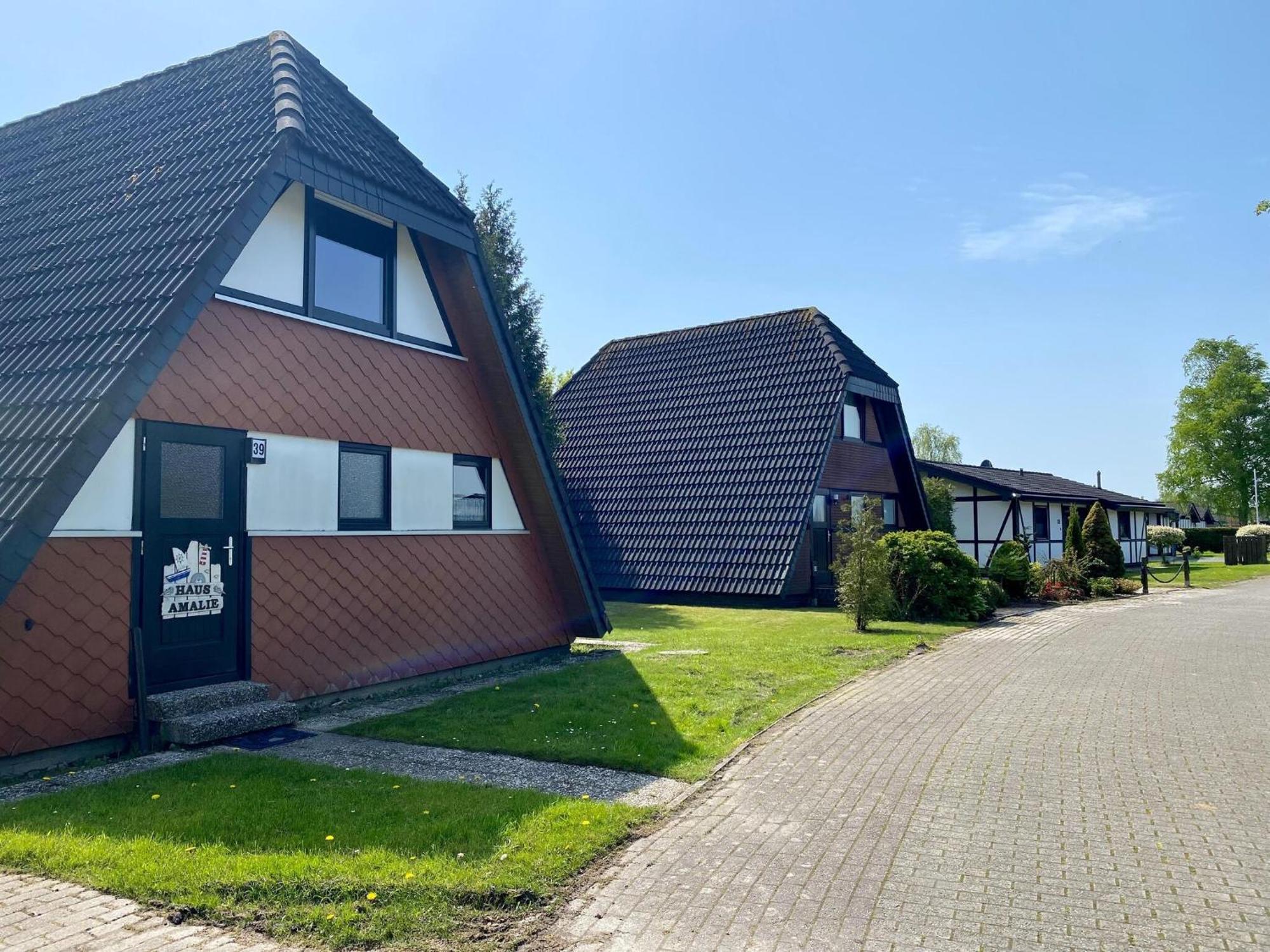 Ferienhaus Amalie, Burhave Exterior photo
